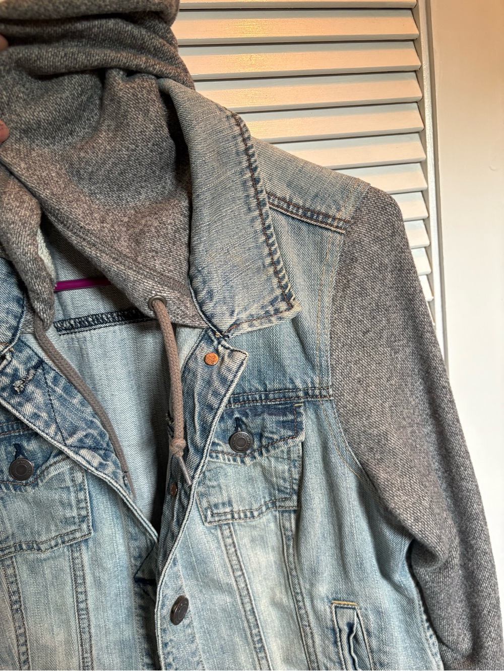 American Eagle Jean Jacket/Sweatshirt Jacket — Size Large - Picture 8 of 8